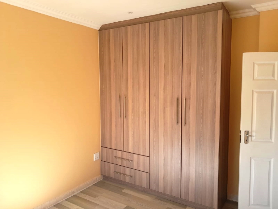 To Let 4 Bedroom Property for Rent in Vanes Estate Eastern Cape
